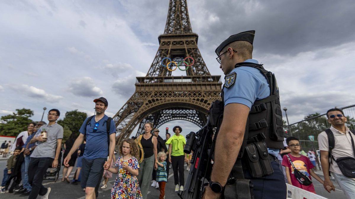 Getty Images / Kontrole bezpieczeństwa przed IO w Paryżu