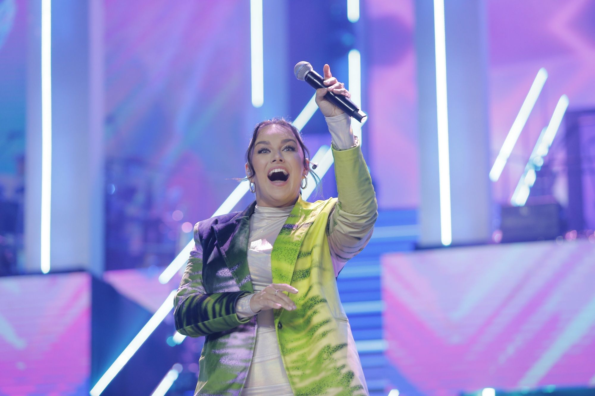 Ewa Farna szaleje na sopockiej scenie