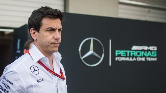 PAP/EPA / Na zdjęciu: Toto Wolff, szef Mercedesa