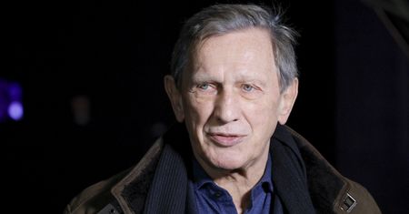 Jan Englert kończy karierę w Teatrze Narodowym. Placówka broni aktora
