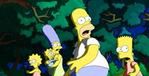 Homer Simpson gra w "Pokemon Go"