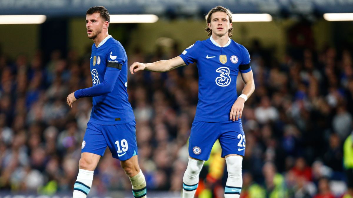 Zdjęcie okładkowe artykułu: PAP/EPA / KIERAN GALVIN / Na zdjęciu: piłkarze Chelsea FC