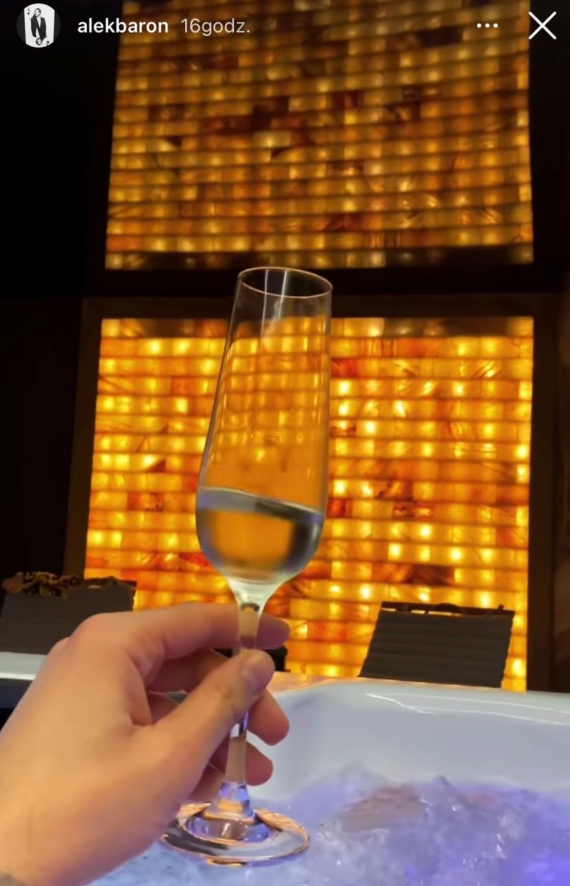 Sandra Kubicka i Baron na wakacjach