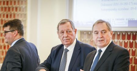 Ministerstwo Środowiska wydało 100 tys. zł na saloniki VIP na lotniskach. "Liczne i ważne obowiązki"