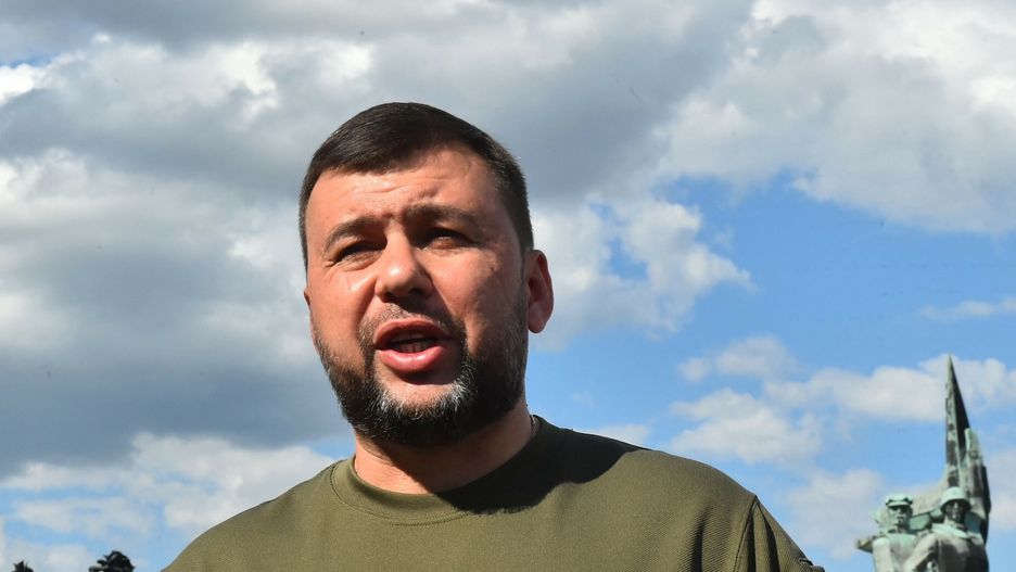 Ukraina - archDenis Pushilin, leader of the separatists in the self-proclaimed Donetsk People's Republic (DNR), speaks to journalists in Donetsk on July 13, 2022, amid the ongoing Russian military action in Ukraine. (Photo by Olga MALTSEVA / AFP)OLGA MALTSEVA