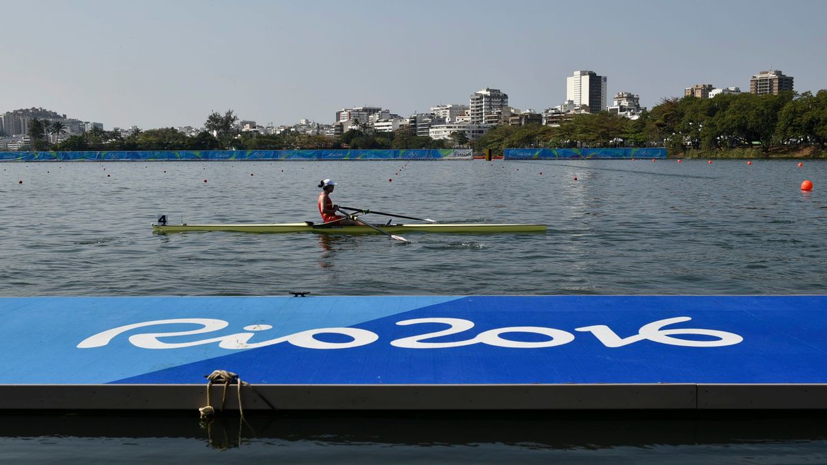 Zdjęcie okładkowe artykułu: PAP/EPA / EPA/FRANCK ROBICHON / Konkurencja wioślarstwa podczas Igrzysk Olimpijskich w Rio de Janeiro w 2016 roku