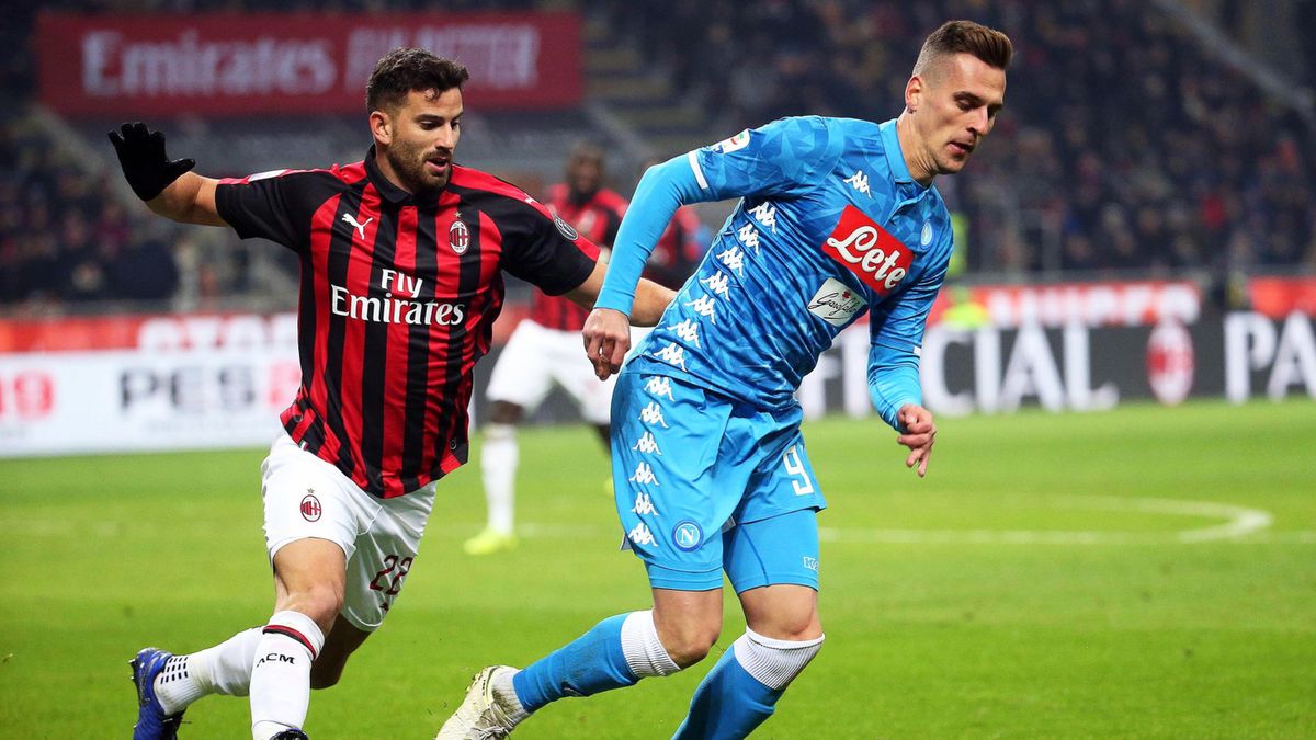 PAP/EPA / MATTEO BAZZI  / Na zdjęciu: Arkadiusz Milik (z prawej)