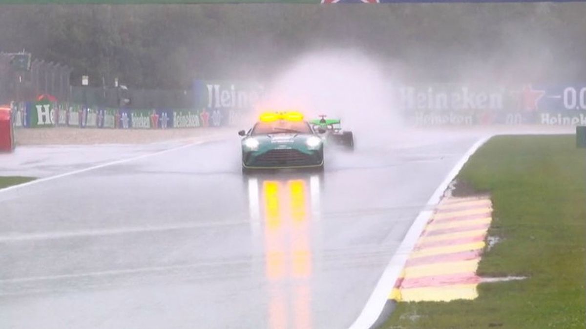 Twitter / F3 / Na zdjęciu: warunki na torze Spa-Francorchamps