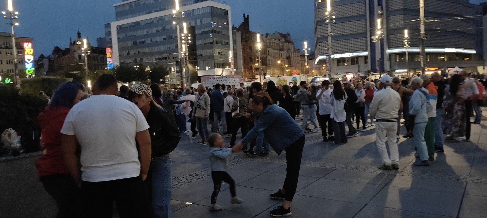 Kliknij strzałkę, aby przejść do następnych zdjęć!
