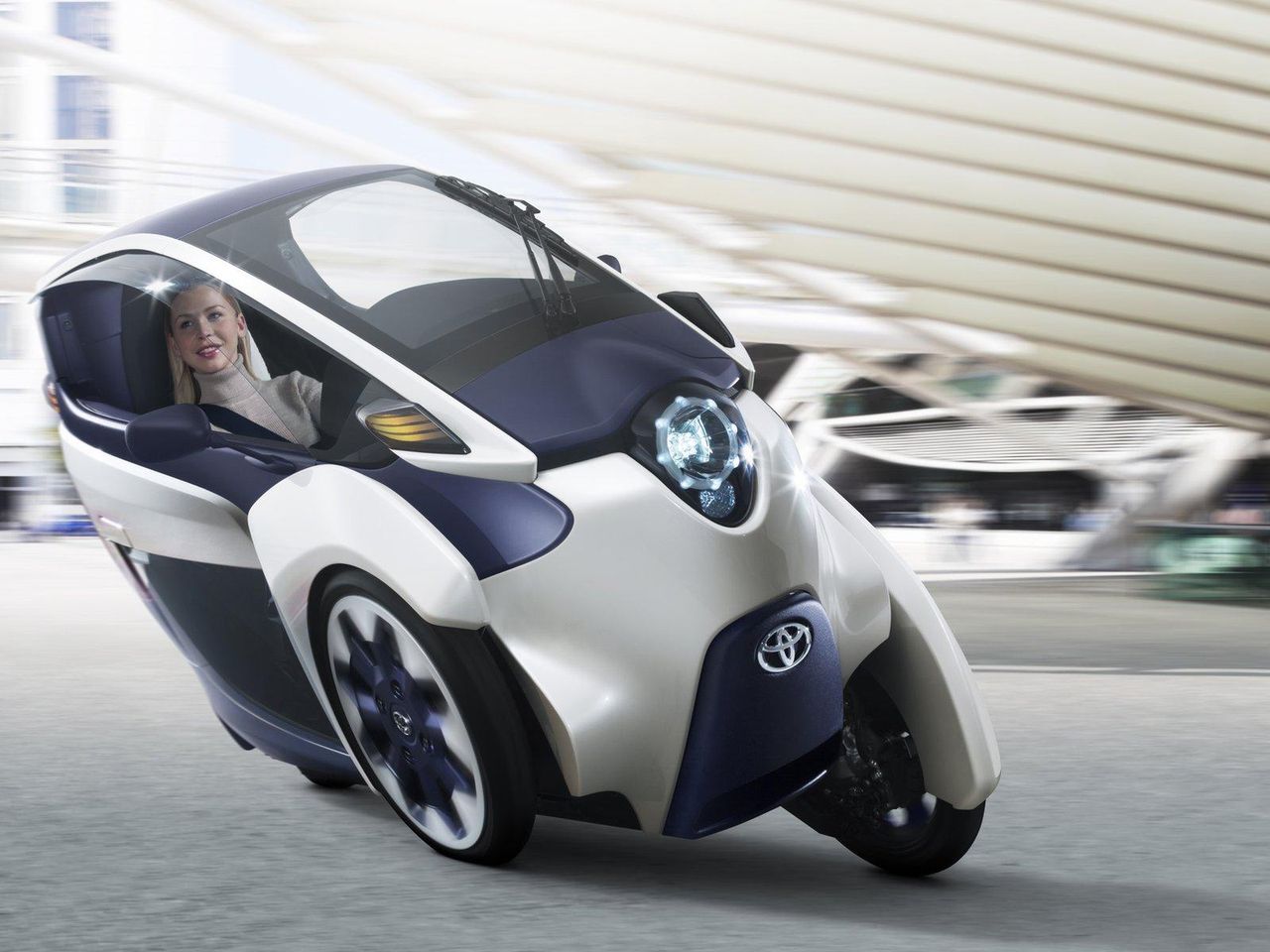 Toyota i-Road Concept oficjalnie zaprezentowana [Genewa 2013]