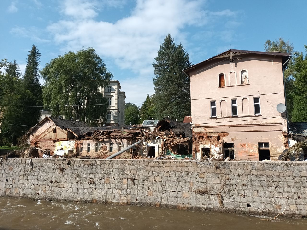 Zniszczenia w Lądku-Zdroju po powodzi