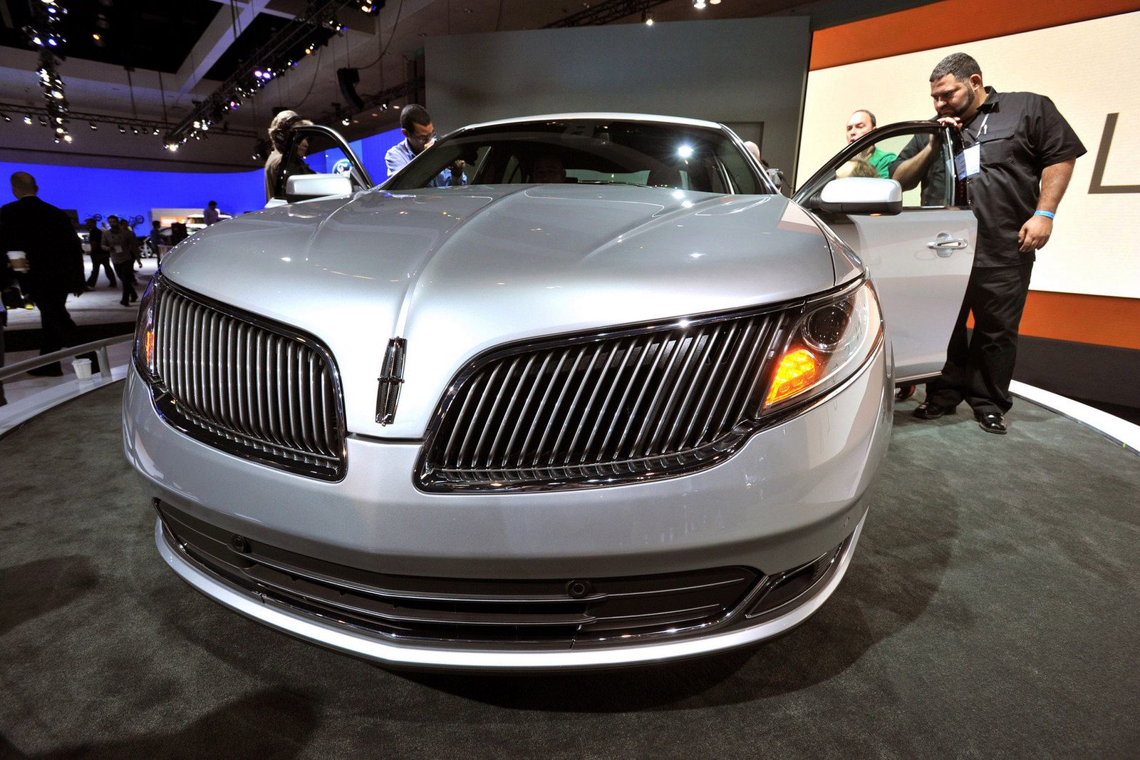 Lincoln MKS