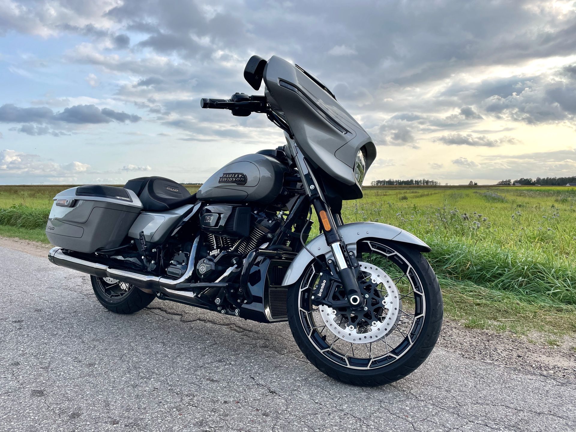Harley-Davidson Street Glide CVO