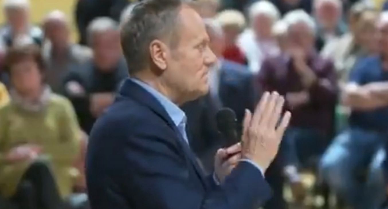 Donald Tusk na spotkaniu z wyborcami