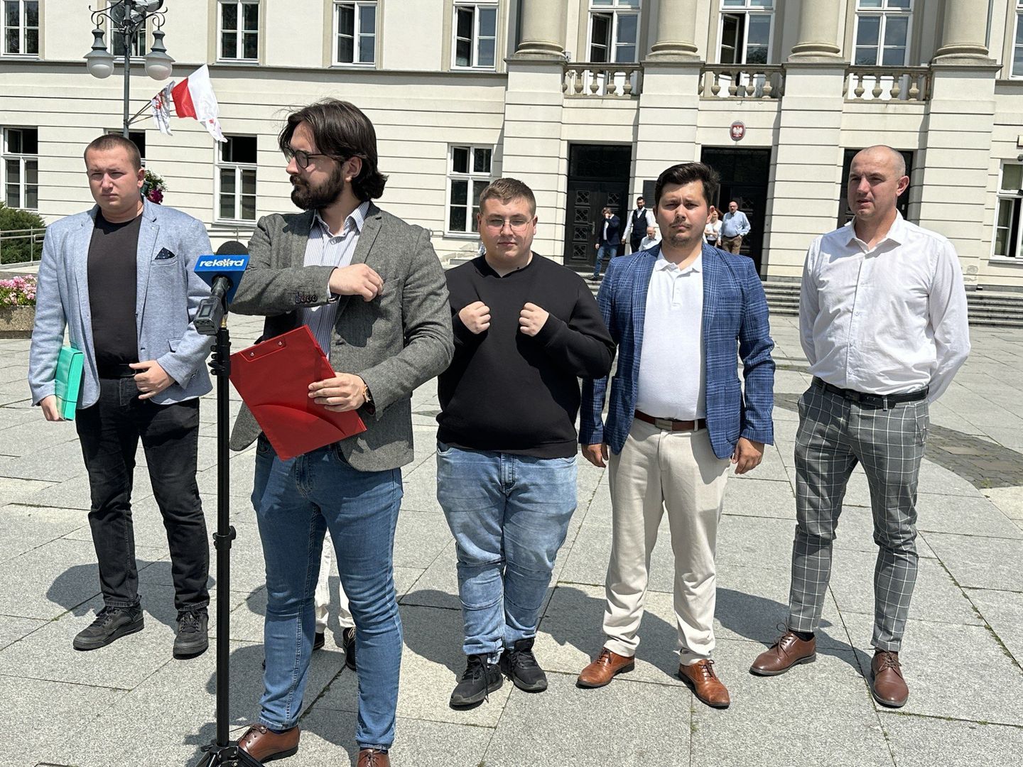 Działacze „Lepszego Radomia” zbierali podpisy pod petycją sprzeciwiającą się utworzeniu w Radomiu Centrum Integracji Cudzoziemców