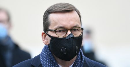 Spotkanie Morawieckiego z Orbanem i Salvinim. Aleksander Kwaśniewski alarmuje