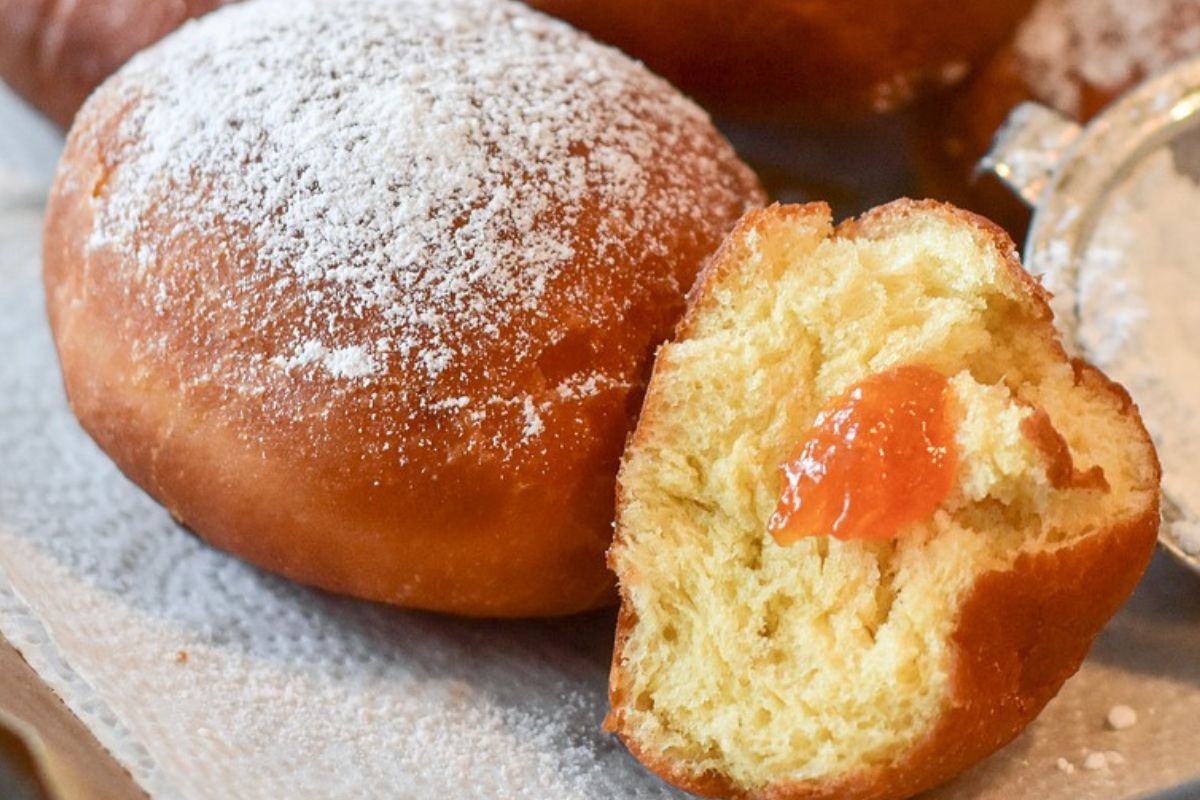 Jak wybrać mąkę na pączki? 