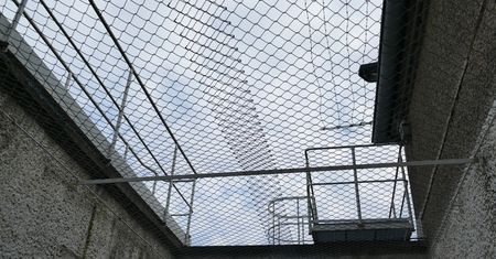 Wenezuela odzyskała kontrolę nad swoim więzieniem. W środku basen, dyskoteka i zoo
