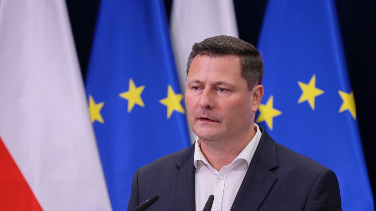 Minister rozwoju i technologii Krzysztof Paszyk 