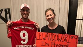 ICC. Robert Lewandowski sprawił prezent fance. Gwiazdor Bayernu Monachium zobaczył jej transparent