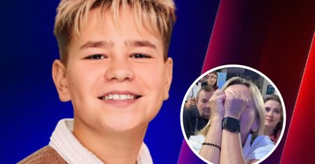 Zacisnęła pięści i zalała się łzami. Wzruszające chwile po występie Wiktora Sasa na Eurowizji Junior