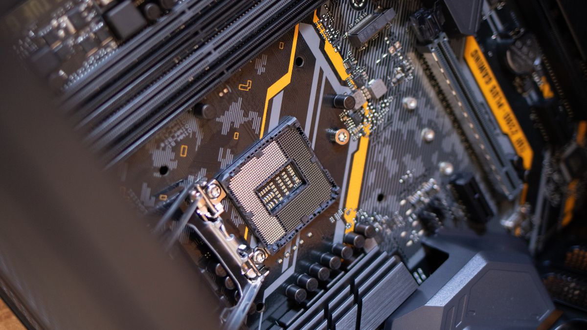 Wciąż brakuje podzespołów do aparatów. Braki mogą trwać do końca roku lub dłużej 1