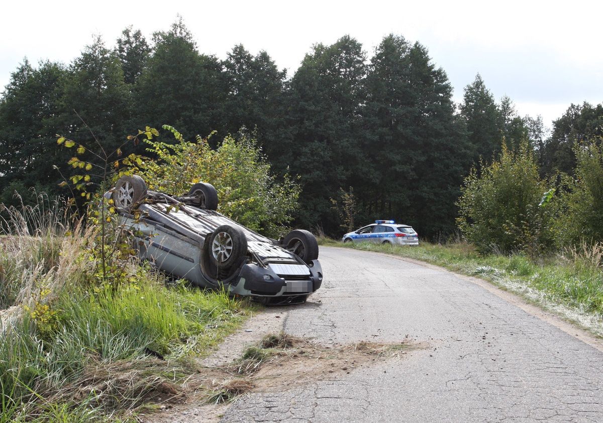 Nastolatkowie ukradli volvo. Chcieli jeszcze ukraść renault