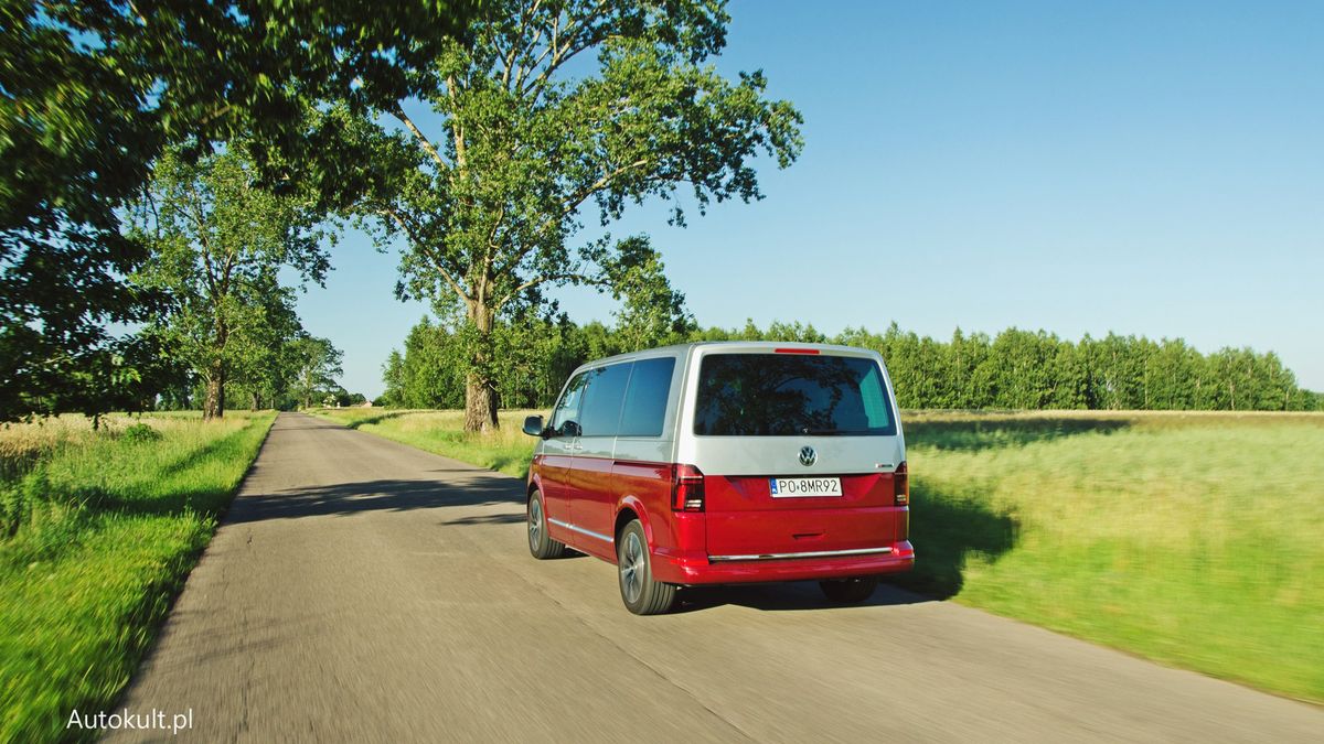 Wakacyjne wyjazdy w tym roku są o kilkaset złotych droższe niż w ubiegłym. I to tylko na paliwie