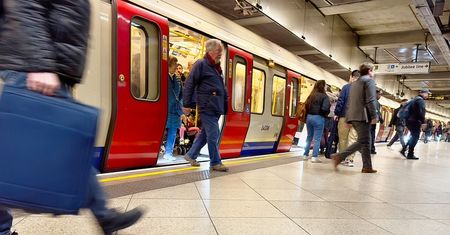 Londyn: Bakerloo Street bije niechlubny rekord upadków na tory