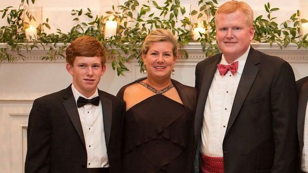 Rodzina Alexa Murdaugha została dotknięta serią tragedii. Milioner chciał pomóc ocalałemu synowi 