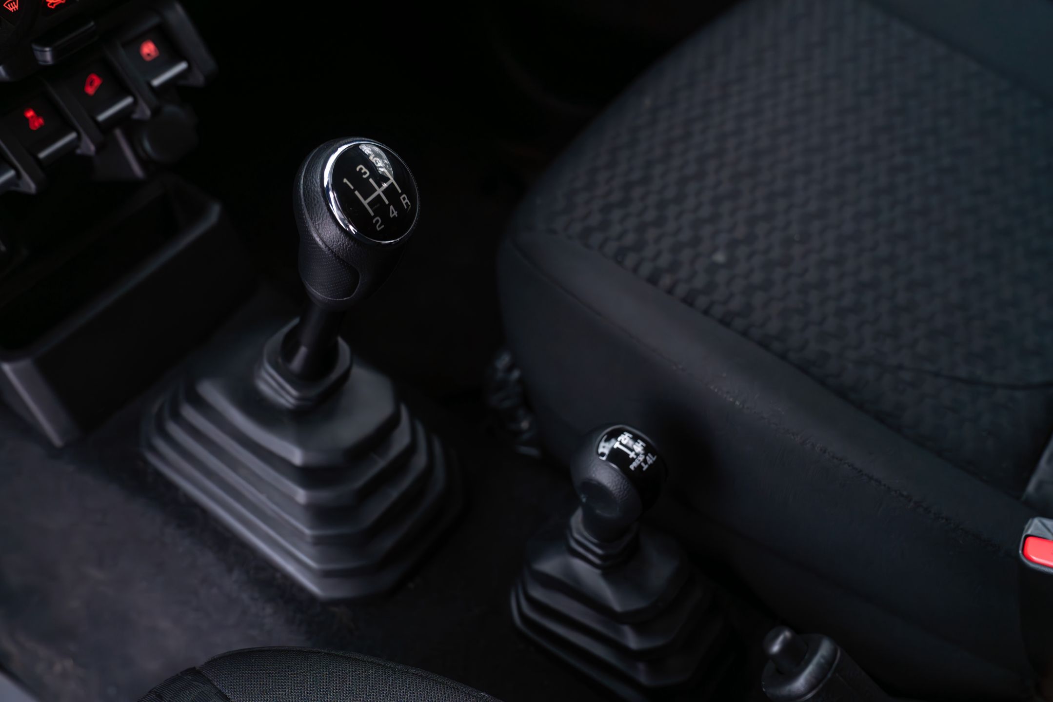 Suzuki Jimny 5D