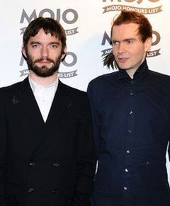 Sigur Rós zagrają o tron