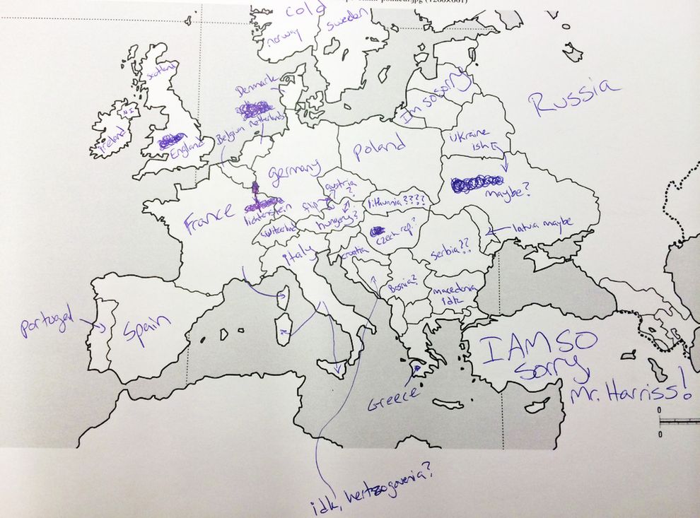 Amerykanie podpisują kraje na mapie Europy