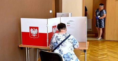 Najnowszy sondaż. Zły sygnał od Polaków przed wyborami