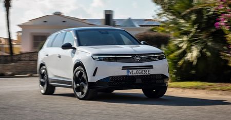 Nowy Opel Grandland to idealne auto na lato. Teraz jest tanie jak nigdy