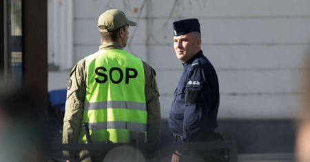 Dodatki poza kontrolą? Nieoficjalnie: nieprawidłowości w pensjach w SOP