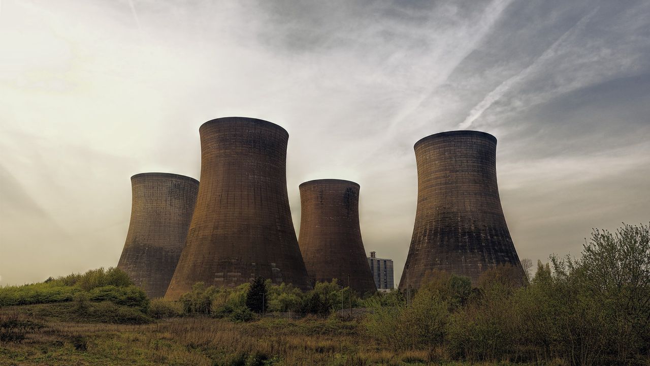 Stare elektrownie jądrowe mogą być problemem