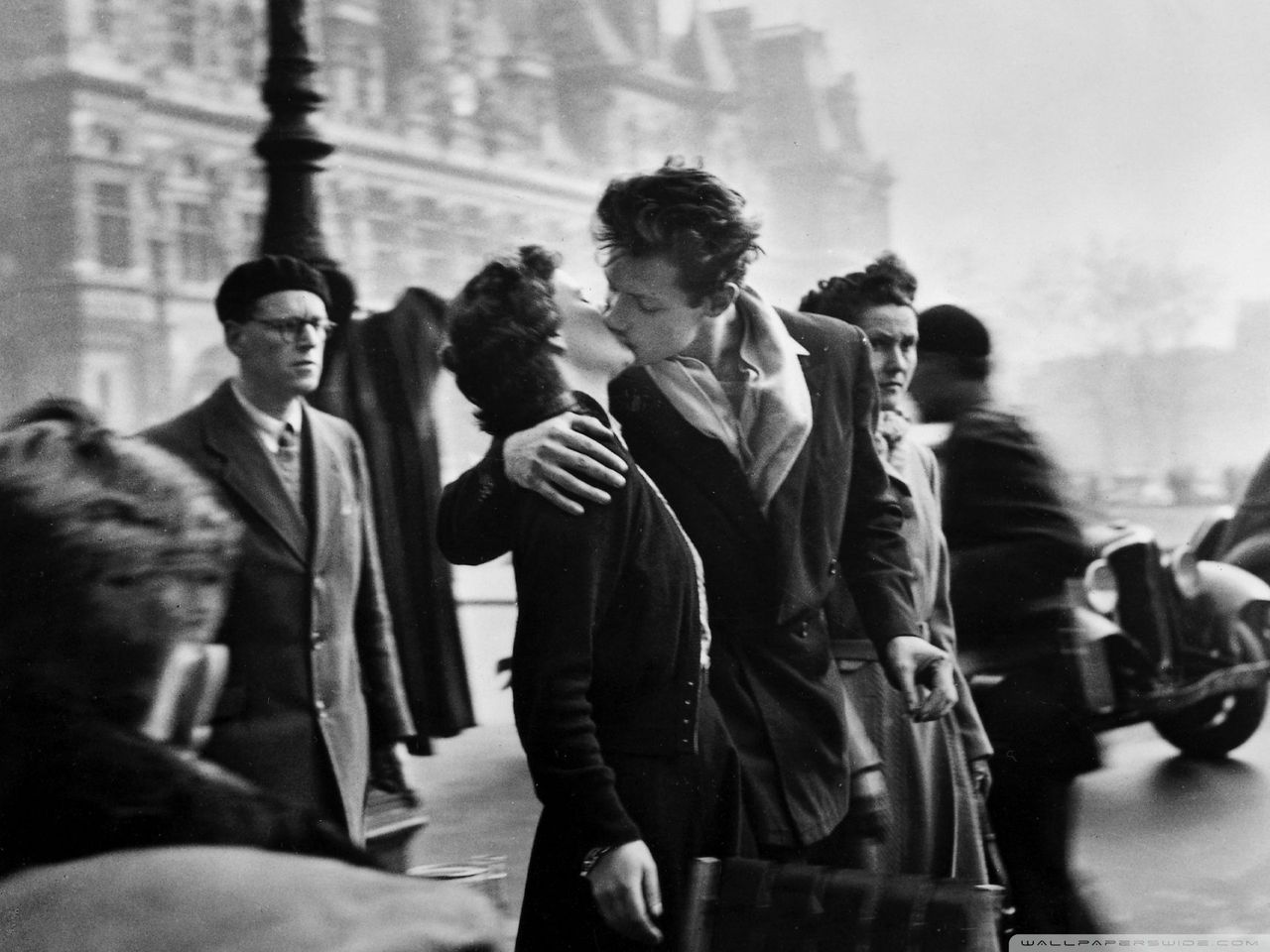 Najbardziej znane zdjęcie ”uliczne” Roberta Doisneau zostało ustawione