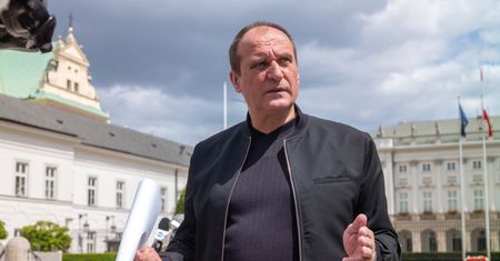 Kukiz zaprosił inne partie na spotkanie. Odpowiedziała tylko część