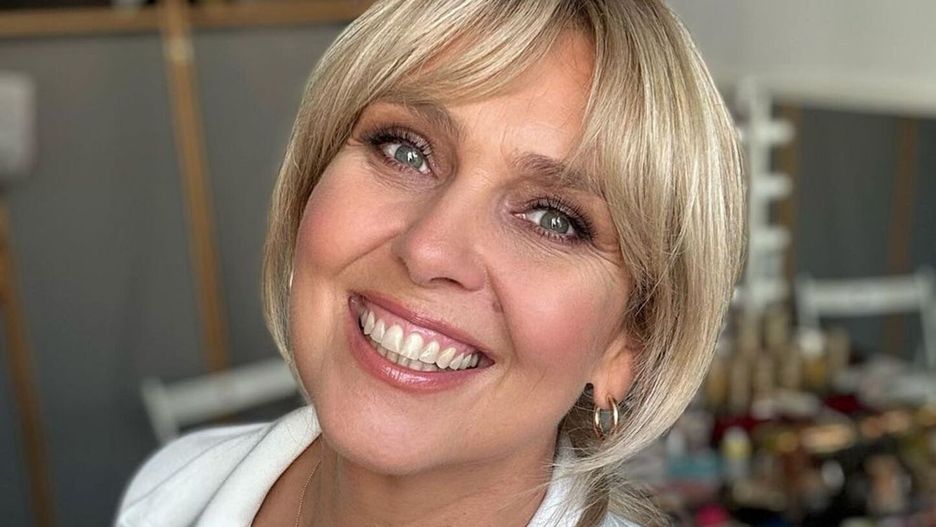 Ewa Wachowicz w barwnej stylizacjiInstagram/ewawachowicz