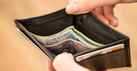 Masz chociaż tyle? GUS podał, ile wynosi przeciętna pensja Polaka