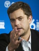 Joshua Jackson martwi się o Katie Holmes