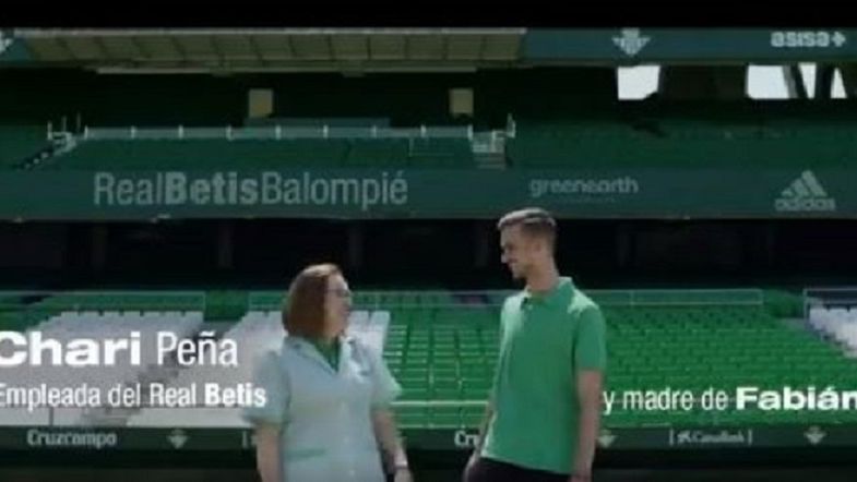 Materiały prasowe / Twitter / Zrzut ekranu z wideo zachęcającego kibiców do kupienia karnetów na mecze Realu Betis w sezonie 2018/2019