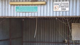 Zakęcie: Przełom ws. bomby ekologicznej. Gmina może wejść na teren firmy i go zabezpieczyć