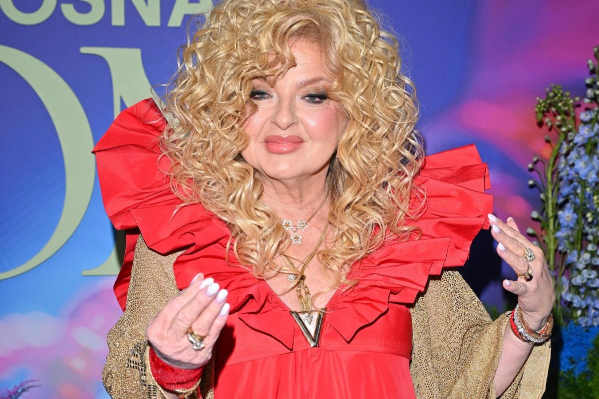 TYLKO U NAS. Magda Gessler o kontrowersyjnej reklamie. Odpowiada na krytykę: "Napój, który ratuje życie wielu osobom"