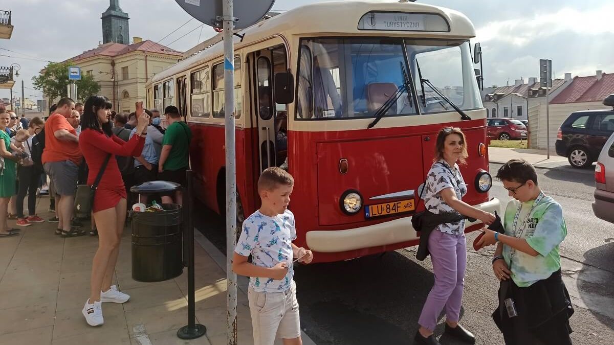 Trolejbus Skoda na linii turystycznej