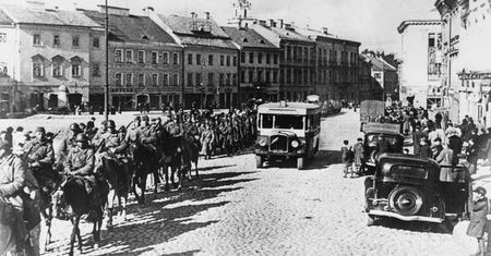 17 września 1939 Armia Czerwona zaatakowała Polskę