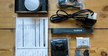 Fujifilm X100 niebawem popłynie do Europy