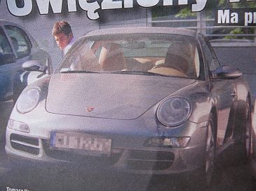 Kammel "nie umie wysiadać z Porsche"