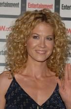 Jenna Elfman wydaje książki